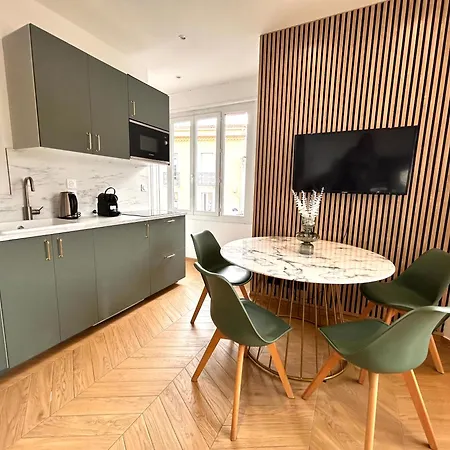 Amoremio - 4 Pers Neuf- Hyper Centre - Terrasse Сен-Рафаэль